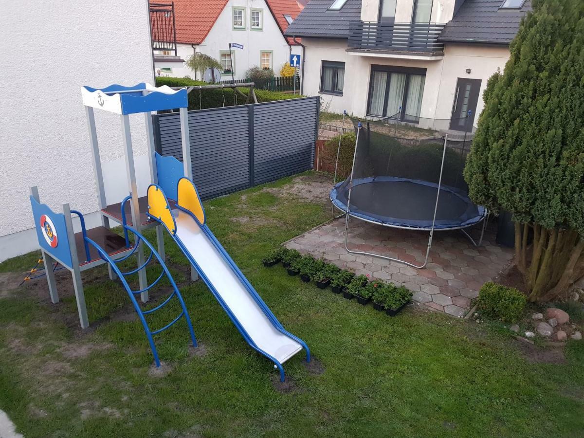 Apartamento Przy Porcie Łeba Exterior foto